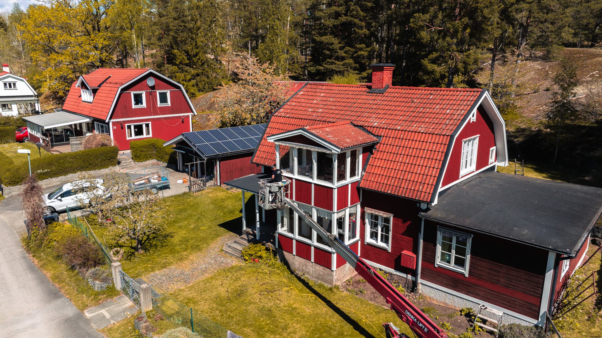 Nymålad trävilla i Ljungsbro